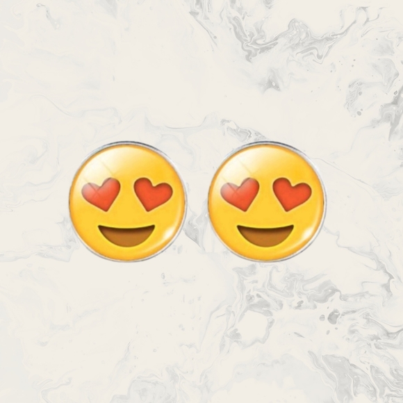 🟣 Emoji Earrings SET OF 2 Assorted Expressions Stud Earrings nwt - Picture 5 of 5